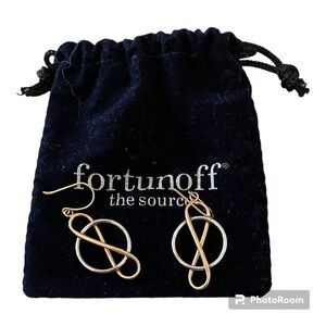 Fortunoff 14kt white and yellow gold vintage earrings. Retail $500 Like New